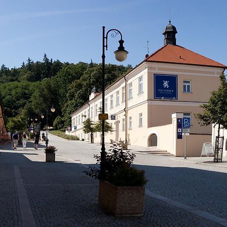 Hotel Pod Zamkem Boskovice Kültér fotó