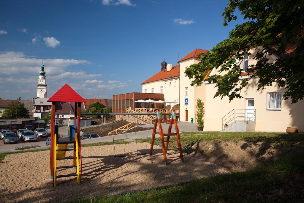 Hotel Pod Zamkem Boskovice Kültér fotó