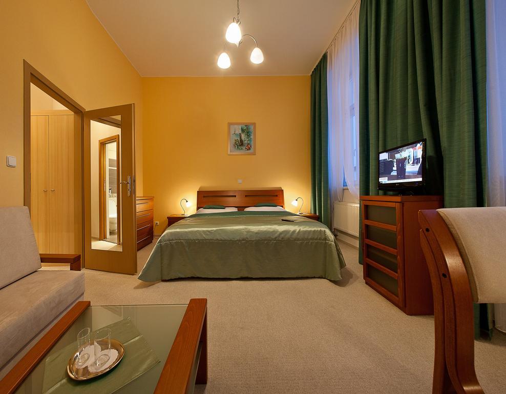 Hotel Pod Zamkem Boskovice Szoba fotó